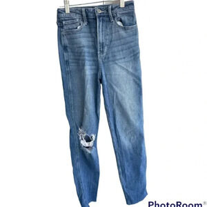 Hollister ultra high rise‎ on jean size 0r